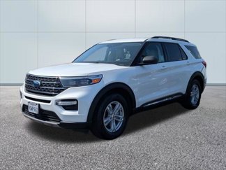 Certified 2022 Ford Explorer XLT w/ Equipment Group 202A image 1