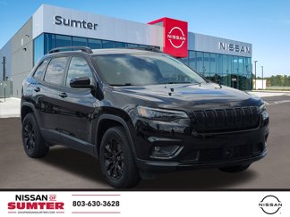 Used 2023 Jeep Cherokee Altitude Lux image 1