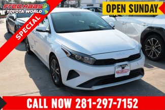 Used 2022 Kia Forte LXS w/ LXS Technology Package image 1