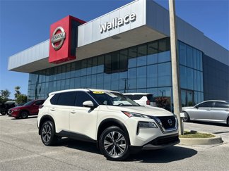 Used 2021 Nissan Rogue SV image 1