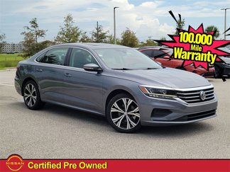 Used 2022 Volkswagen Passat 2.0T SE image 1