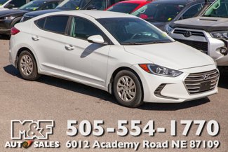 Used 2018 Hyundai Elantra SE image 1