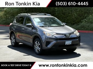 Used 2016 Toyota RAV4 LE image 1