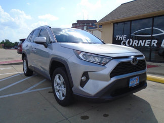 Used 2021 Toyota RAV4 XLE image 1