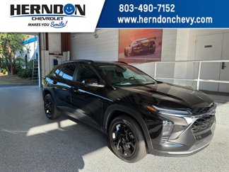 Used 2024 Chevrolet Trax LT w/ Driver Confidence Package image 1
