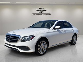 Used 2017 Mercedes-Benz E 300 4MATIC image 1