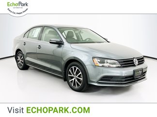 Used 2017 Volkswagen Jetta SE image 1