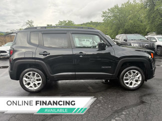 Used 2017 Jeep Renegade Latitude image 1