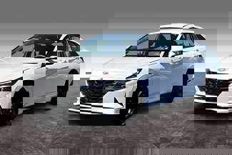 Used 2023 Hyundai Elantra SEL w/ Cargo Package image 1