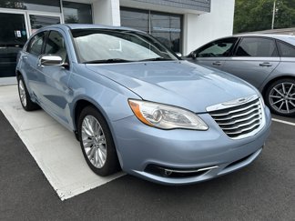 Used 2012 Chrysler 200 Limited image 1