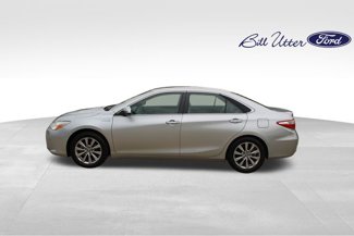Used 2017 Toyota Camry XLE image 1