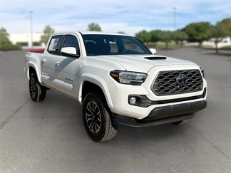 Used 2022 Toyota Tacoma TRD Off-Road image 1