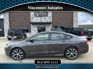 Used 2015 Chrysler 200 S image 1