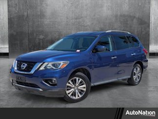 Used 2019 Nissan Pathfinder SV image 1