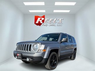 Used 2016 Jeep Patriot High Altitude image 1