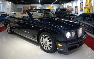Used 2007 Bentley Azure image 1