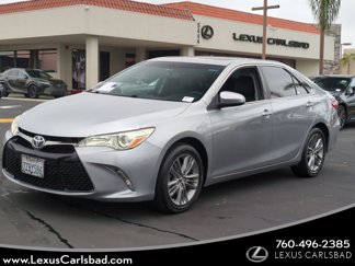 Used 2015 Toyota Camry SE image 1