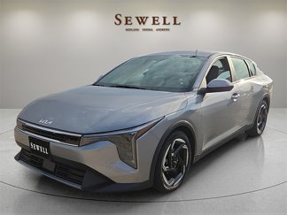 Used 2025 Kia K4 EX image 1