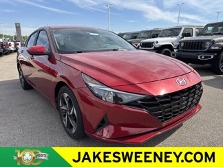 Used 2023 Hyundai Elantra SEL w/ Convenience Package image 1