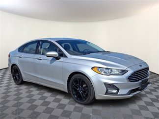 Used 2019 Ford Fusion SE w/ Equipment Group 151A video 1