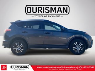 Used 2016 Toyota RAV4 LE image 1