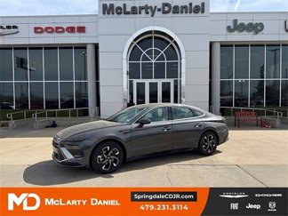Used 2024 Hyundai Sonata SEL image 1