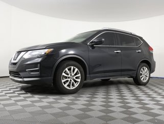 Used 2018 Nissan Rogue SV image 1