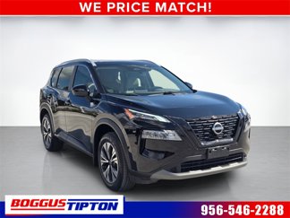 Used 2023 Nissan Rogue SV image 1