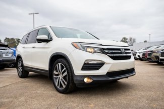 Used 2016 Honda Pilot Touring image 1