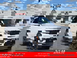 New 2025 Jeep Grand Cherokee Altitude image 1