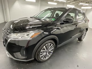 Used 2024 Nissan Kicks SV image 1