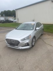 Used 2019 Hyundai Sonata SE image 1