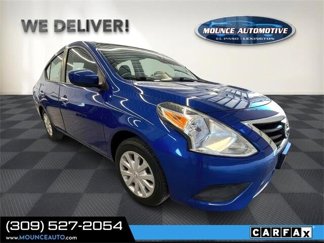 Used 2015 Nissan Versa SV image 1