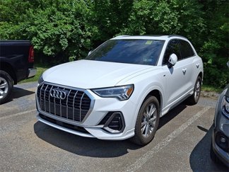 Used 2022 Audi Q3 2.0T Premium Plus image 1