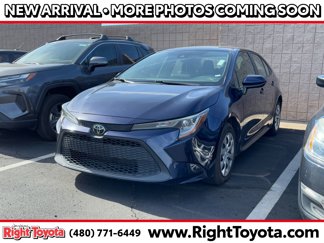 Certified 2022 Toyota Corolla LE image 1