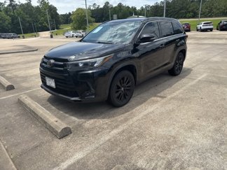 Used 2019 Toyota Highlander SE image 1