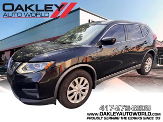 Used 2018 Nissan Rogue S image 1