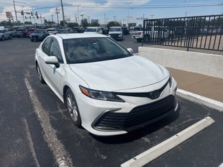 Used 2023 Toyota Camry LE image 1
