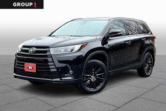 Used 2019 Toyota Highlander SE image 1