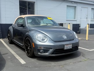 Used 2013 Volkswagen Beetle 2.0T image 1