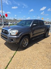 Used 2014 Toyota Tacoma PreRunner image 1