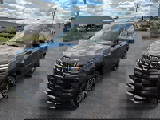 Used 2022 Jeep Compass Limited w/ Elite Group image 1