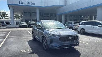 Used 2024 Ford Escape ST-Line image 1