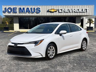 Used 2024 Toyota Corolla LE image 1