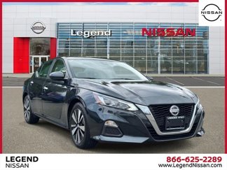 Certified 2022 Nissan Altima 2.5 SV image 1