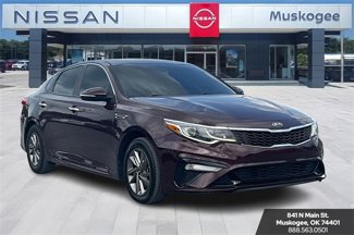Used 2020 Kia Optima LX image 1