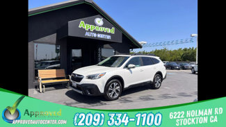 Used 2022 Subaru Outback Limited XT image 1
