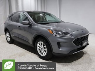 Used 2021 Ford Escape SE image 1