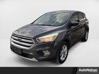 Used 2017 Ford Escape SE image 1
