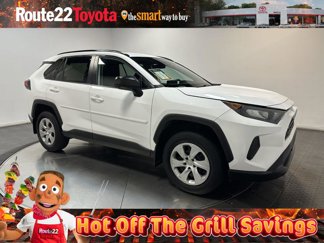Certified 2019 Toyota RAV4 LE image 1